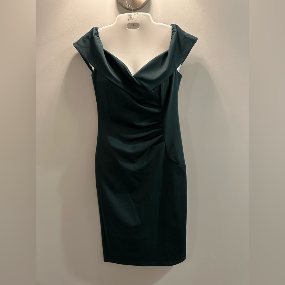 Jasambac off the shoulder emerald green sheath dress size Medium
